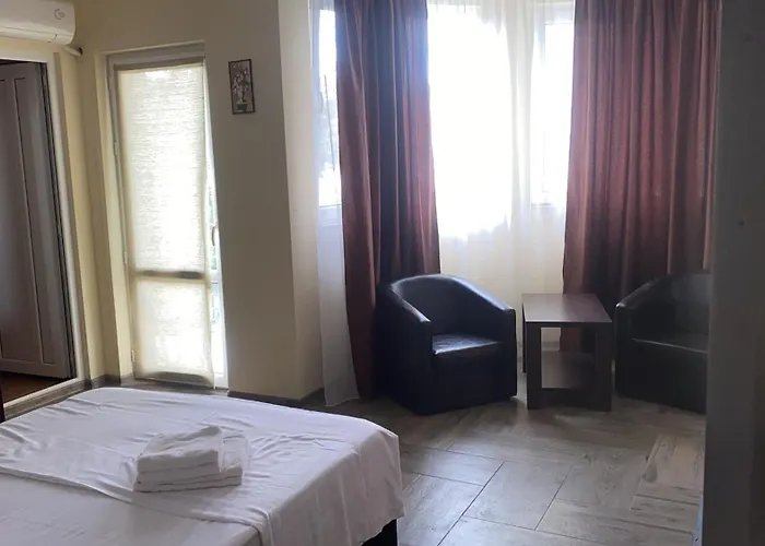 Vila Dona Cu Piscina 3* Eforie Nord