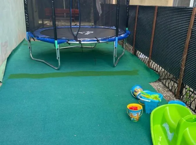 Vila Dona Cu Piscina Eforie Nord