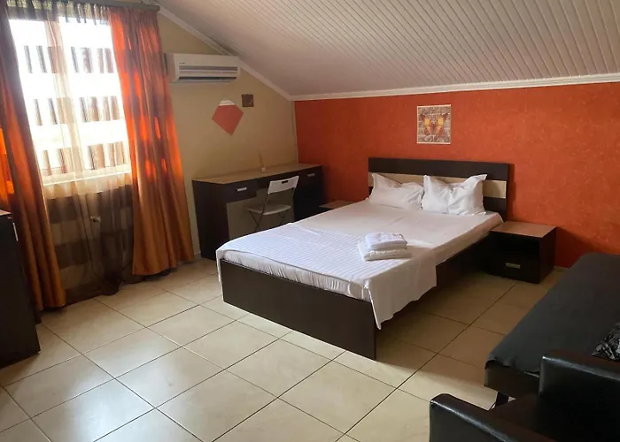 Vila Dona Cu Piscina 3*