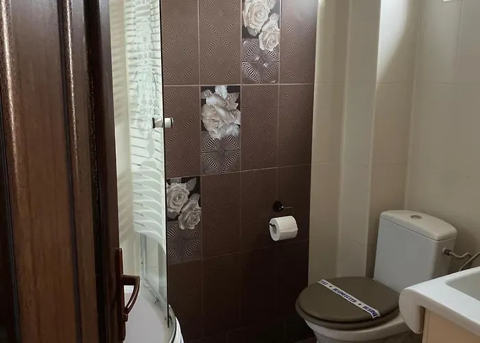 Vila Dona Cu Piscina 3*